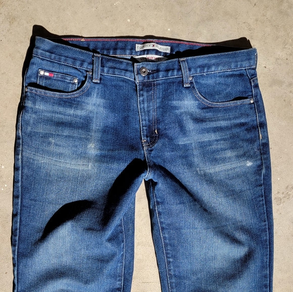 Tommy Hilfiger Low Rise Boot Jeans Wider Leg Bootcut Size 10 / 12 - Picture 3 of 8